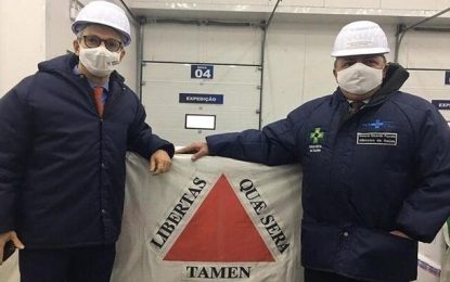 Minas Gerais recebe primeiro lote da vacina contra a Covid-19; aplicação deve começar ainda hoje