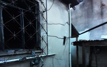 Bombeiros atuam em incêndio em Carandaí