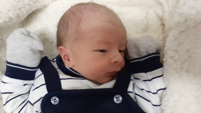 Primeiro bebê do ano é um lindo menino