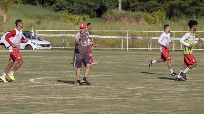 Pivetti encara temporada como desafio e promete um Tombense forte