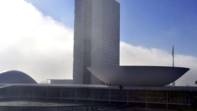 Câmara reativa Conselho de Ética e representa contra Daniel Silveira