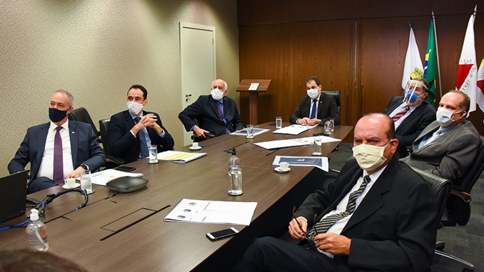 TJMG: Presidente recebe painéis estratégicos e estatísticos