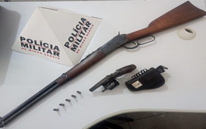 Polícia Militar de Meio Ambiente resgata pássaros e apreende armas em Bias Fortes