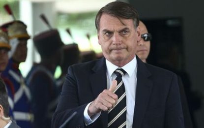 Bolsonaro convoca reunião com todos os poderes para discutir ações contra a pandemia