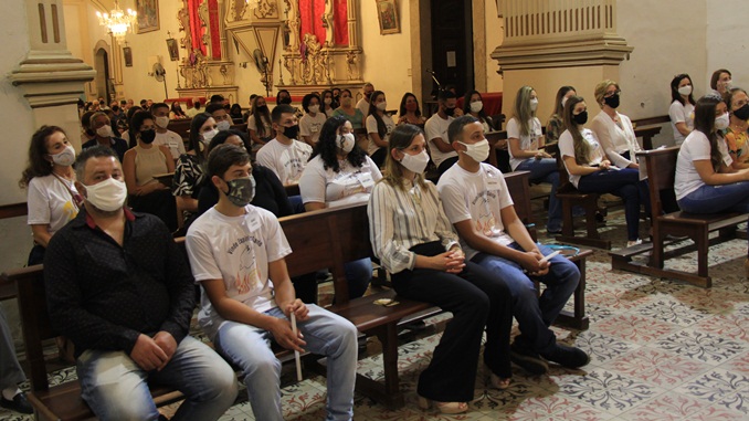 Paróquia da Piedade celebra Sacramento da Crisma