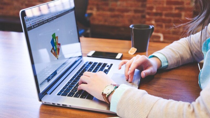 UFMG abre inscrições para especialização em comunicação pública da ciência