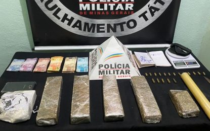 Apreensão de drogas e duas pessoas conduzidas por suspeitas de tráfico, em Conselheiro Lafaiete