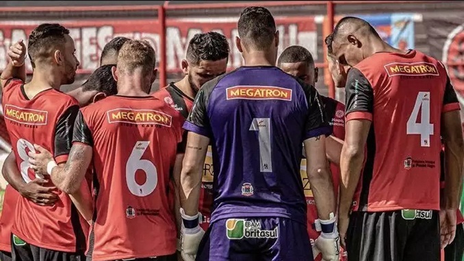 Pouso Alegre bate Uberlândia no Parque do Sabiá