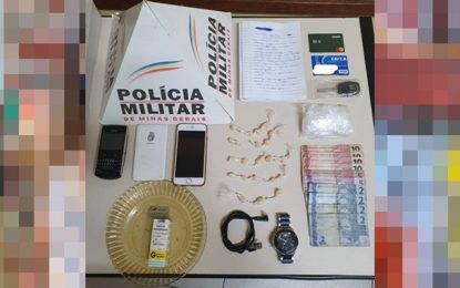 Três homens são presos por tráfico de drogas, em Barbacena