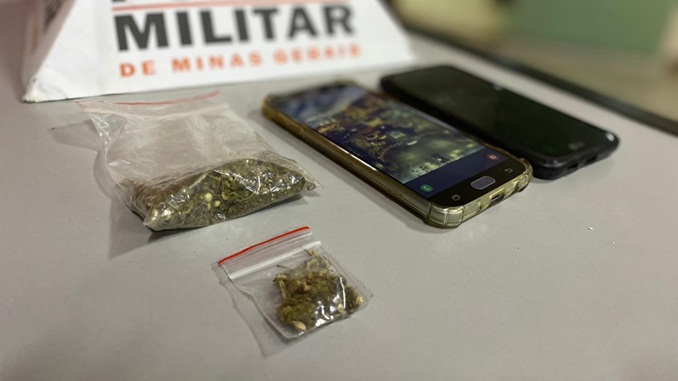 Homem é preso por Tráfico de drogas, em Barbacena