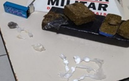 Suspeito é abordado com drogas em Batida Policial no centro de São Braz do Suaçuí