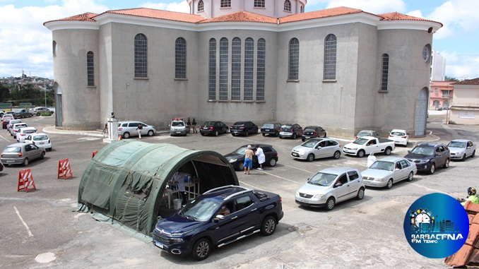 Barbacena vacina nesta segunda-feira a população a partir de 43 anos