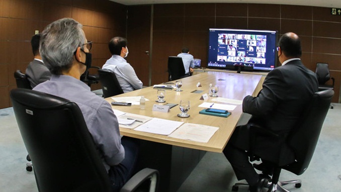 Zema confirma pagamento de R$ 500 de auxílio a famílias mineiras em extrema pobreza