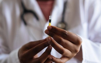 Vacinados contra Covid-19 devem esperar 14 dias para receber imunizante contra gripe