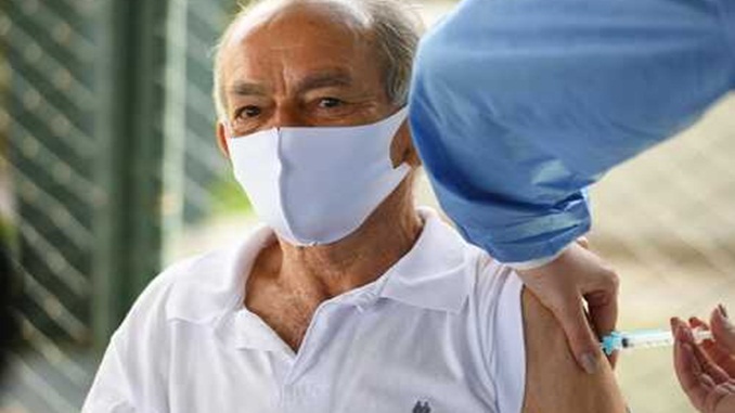 Marcada segunda dose para idosos a partir de 65 anos que foram vacinados nos dias 22 e 23 de abril contra a Covid-19