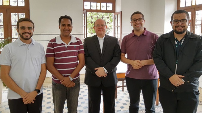 “Servi ao Senhor com alegria!”: Ordenação diaconal acontece em maio