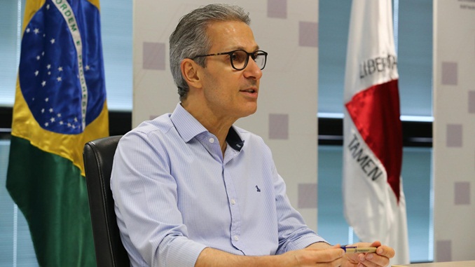 Romeu Zema anuncia aumento do repasse às prefeituras para financiamento de leitos de UTI