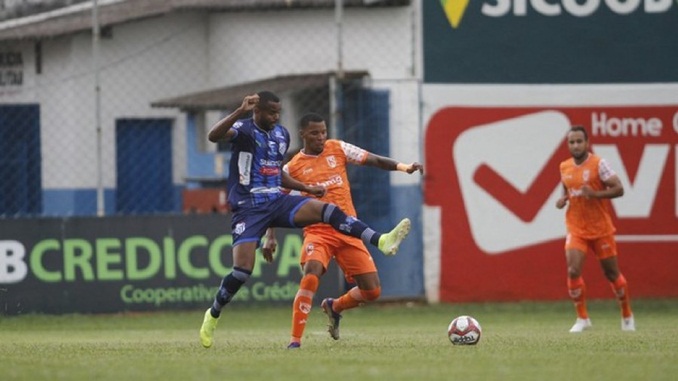 URT bate Coimbra e segue com 100% de aproveitamento no Zama Maciel