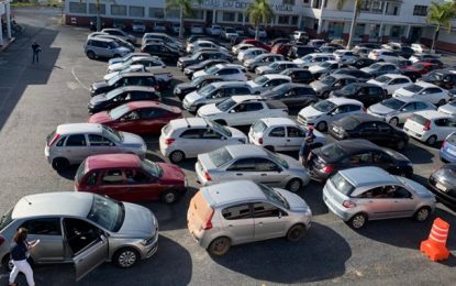 Processo de vacinação tem início com música na 13ª RPM