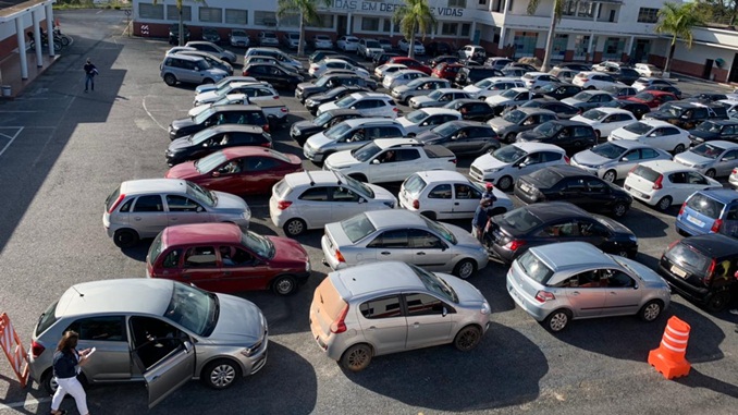 Processo de vacinação tem início com música na 13ª RPM