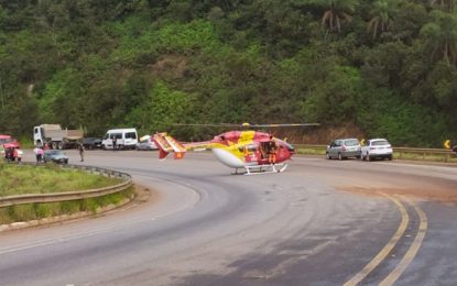 Colisão entre carreta e caminhão na MGC-383, próximo a Jeceaba