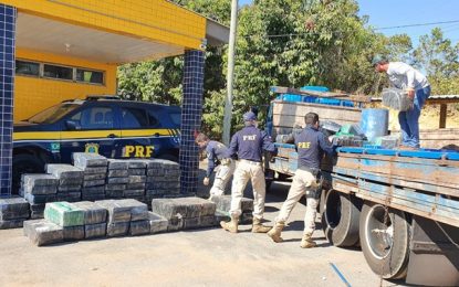 PRF apreende quase 2 toneladas em drogas em Bom Despacho