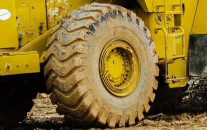 Homem morre atropelado por trator no bairro Caravelas, em Ipatinga