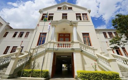 Cortes do MEC podem comprometer retorno de atividades da UFSJ