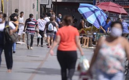 Nove em cada 10 brasileiros consideram grave a situação da pandemia, segundo pesquisa da CNI