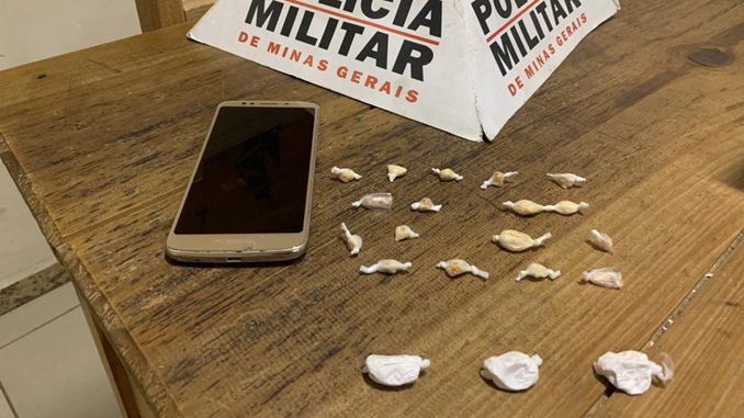 Adolescente é apreendido acusado de tráfico, no Bairro Nova Cidade