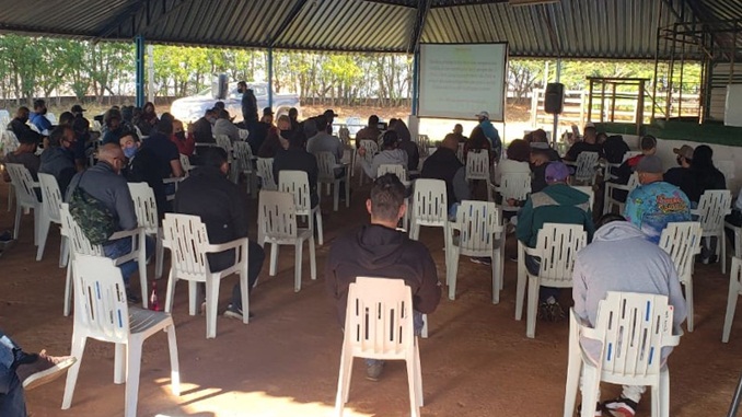 Polícia Civil realiza leilão com mais de 700 veículos em São João del Rei