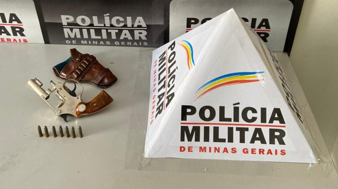 Arma de fogo é apreendida no bairro Córrego de Ouro, em Santos Dumont