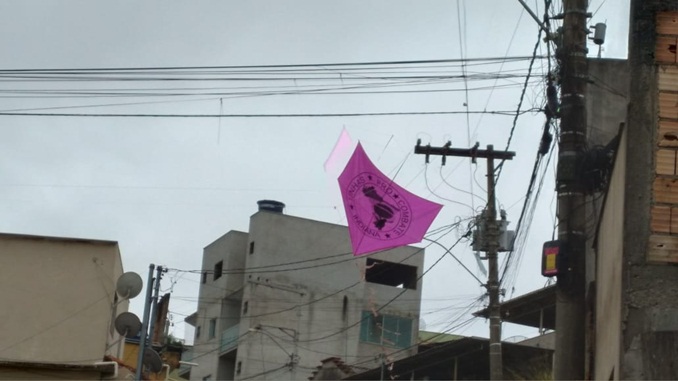 Cemig alerta sobre os riscos de soltar pipas próximo à rede elétrica