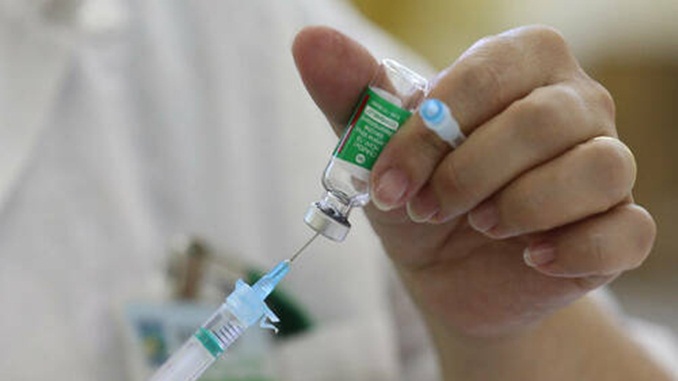 Covid-19: vacinação em massa pode aumentar a projeção de crescimento do PIB, que atualmente está perto de 4%