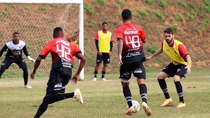 Nacional de Muriaé enfrenta Tombense e Atlético-ES em jogo-treino para o Campeonato Mineiro