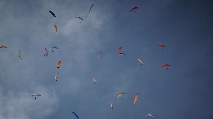 Governador Valadares sedia primeira etapa do Campeonato Brasileiro de Parapente