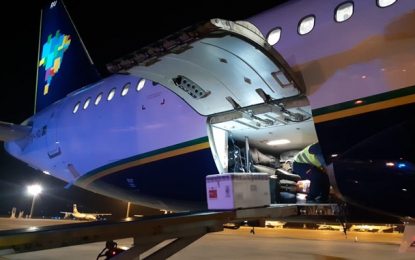 Nova remessa de vacinas vai estender imunização de trabalhadores da Educação