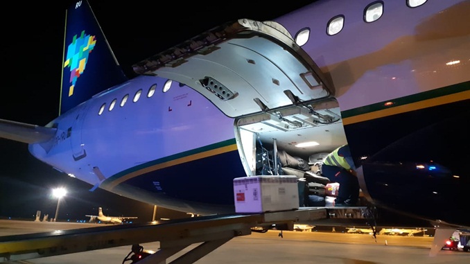 Nova remessa de vacinas vai estender imunização de trabalhadores da Educação