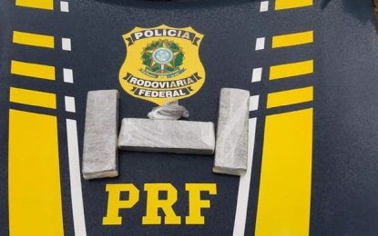 2kg de maconha são apreendidos em ônibus na BR-116 em Leopoldina