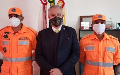Deputado Coronel Henrique entrega equipamentos para o Corpo de Bombeiros de Barbacena