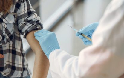 Pessoas a partir de 35 anos começam a se vacinar nesta quarta-feira