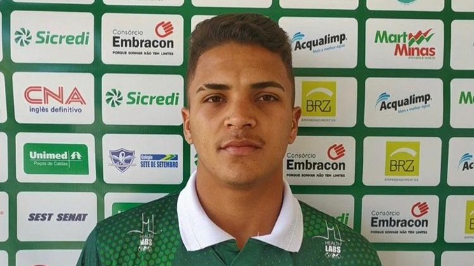 Caldense anuncia João Vitor como novo lateral-direito