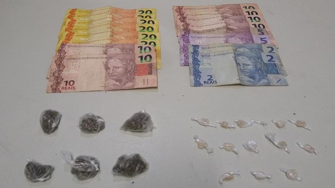 Jovens são presos por tráfico de drogas, em São João del-Rei