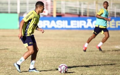 Caldense treina no Ronaldão e se prepara para confronto inédito pela Série D
