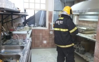 Bombeiros atendem princípio de incêndio em restaurante no Centro Histórico