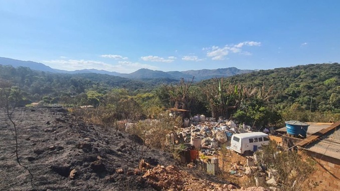 Bombeiros atuam em vários incêndios na cidade de Congonhas