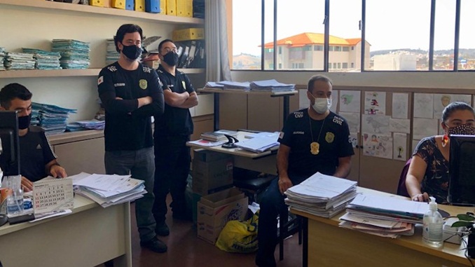 PCMG prende suspeito de aplicar golpes de mais de 200 mil reais, em Conselheiro Lafaiete