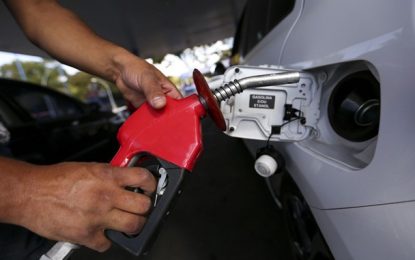 Litro da gasolina sobe R$ 0,09 nas refinarias da Petrobras