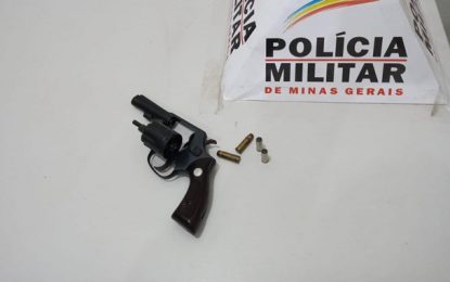 Polícia Militar apreende arma de fogo, em Santos Dumont