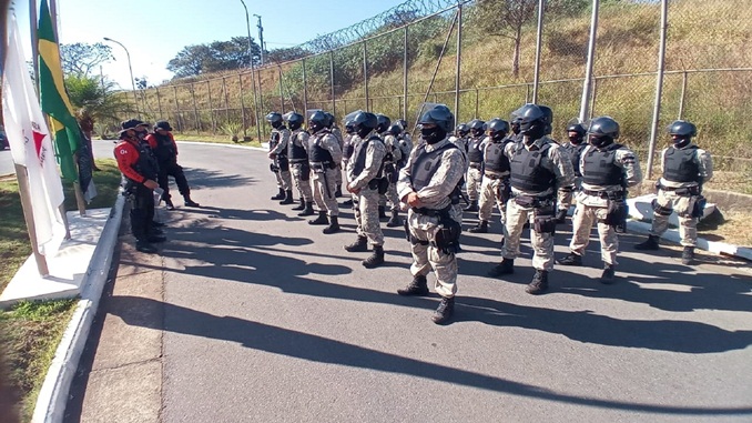Estado abre edital com mais de 2,4 mil vagas para a Policial Penal de MG; salário inicial é de R$ 4,6 mil